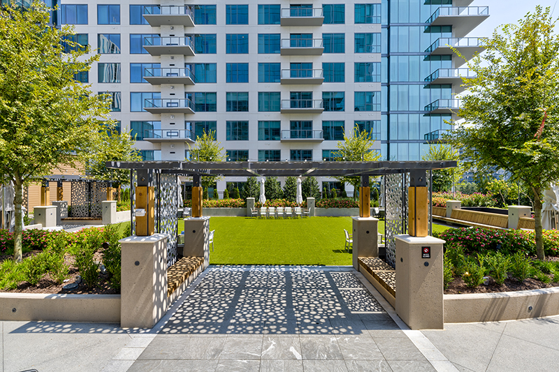 1105 Peachtree