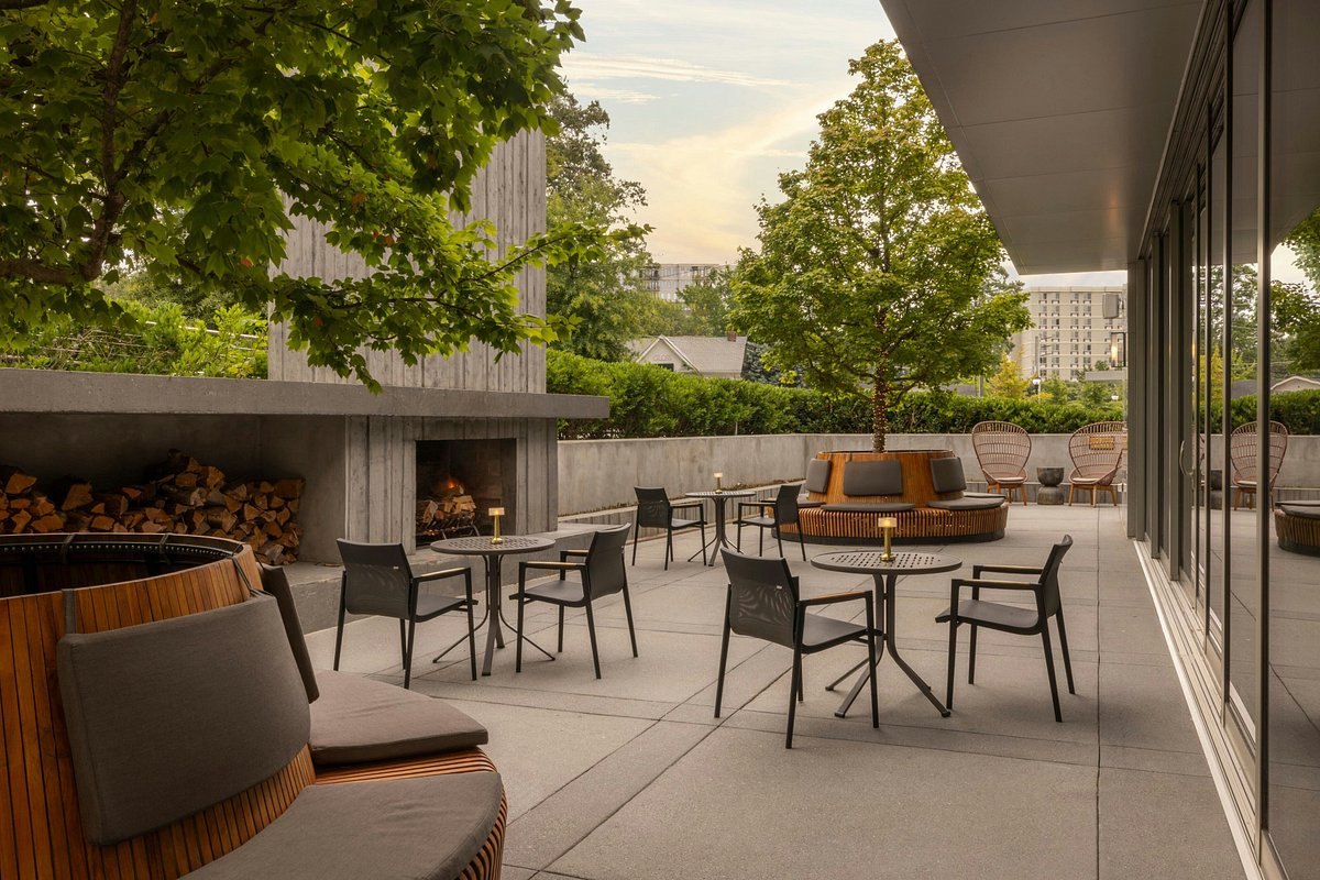Thompson Hotel